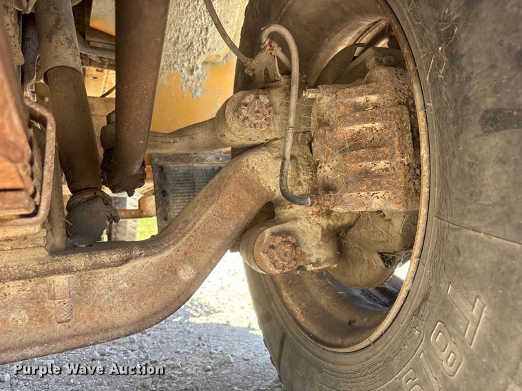 image for item DO5254 1992 International 4900 dump truck