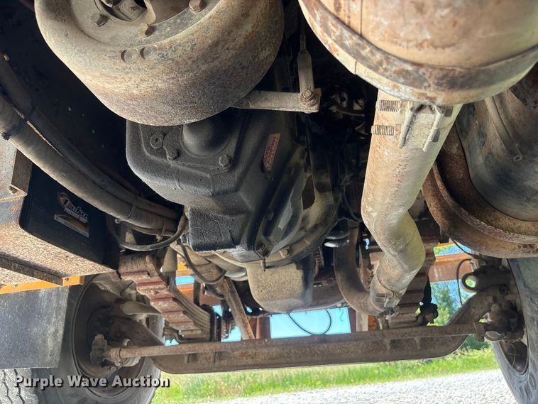 image for item DO5254 1992 International 4900 dump truck