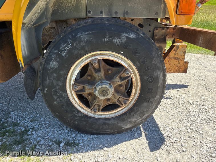 image for item DO5254 1992 International 4900 dump truck