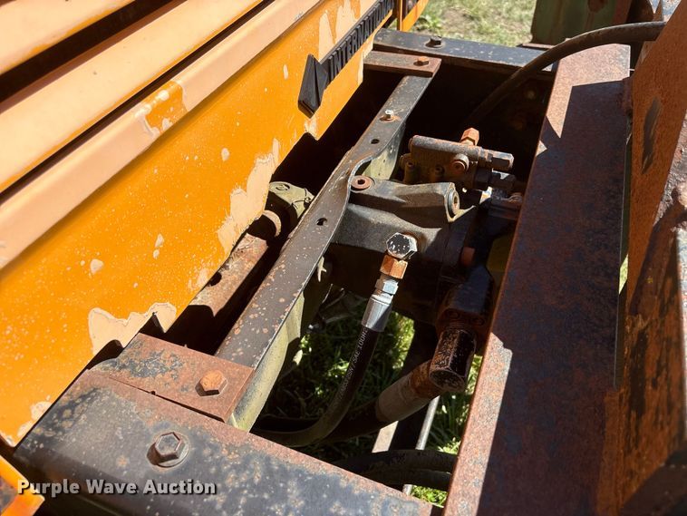 image for item DO5255 2001 International 4700 dump truck