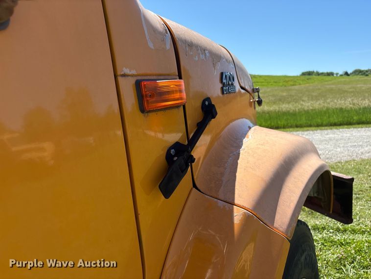 image for item DO5255 2001 International 4700 dump truck