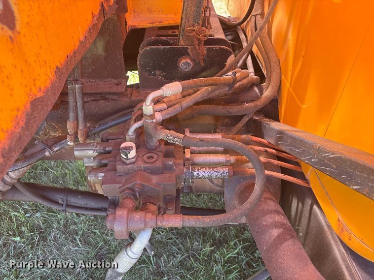 image for item DO5255 2001 International 4700 dump truck