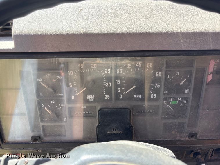 image for item DO5255 2001 International 4700 dump truck
