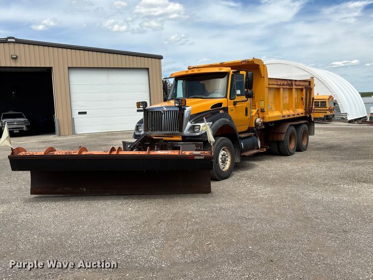 2006-international-7600-dump-truck #1490805