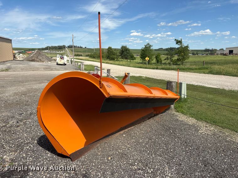 image for item DO5262 2009 TRG F plow snow plow