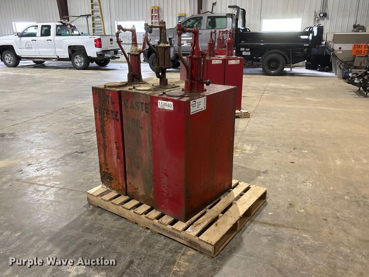 image for item DO5264 (3) oil pump tanks