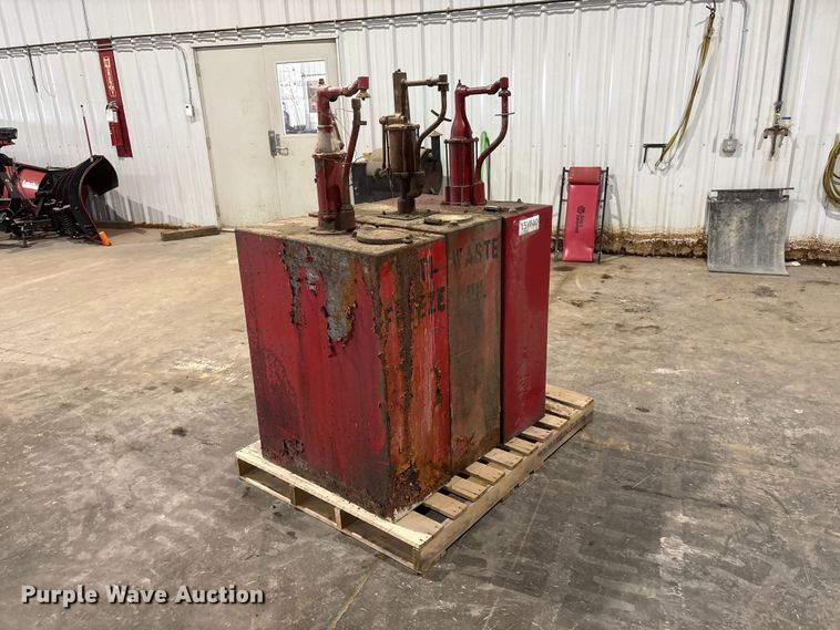image for item DO5264 (3) oil pump tanks