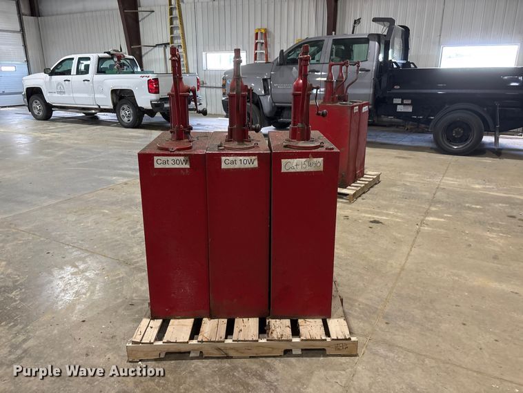 image for item DO5265 (3) oil pump tanks