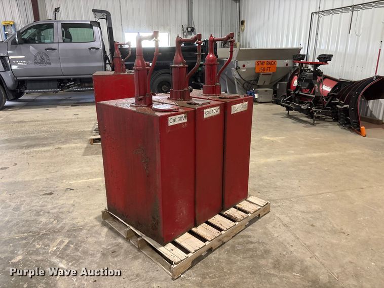image for item DO5265 (3) oil pump tanks