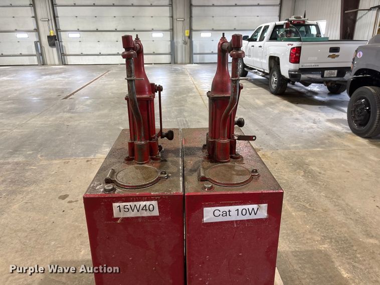 image for item DO5266 (2) oil pump tanks