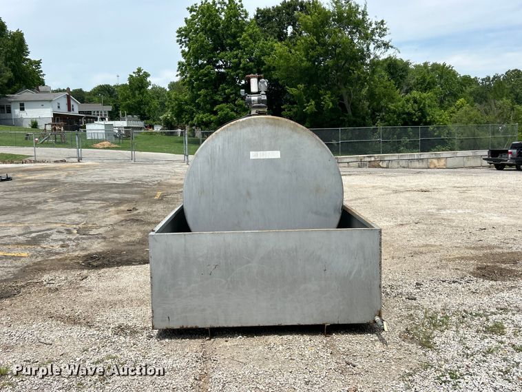 image for item DQ5475 fuel tank