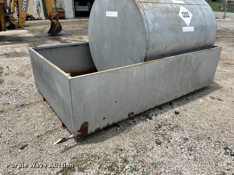 image for item DQ5475 fuel tank