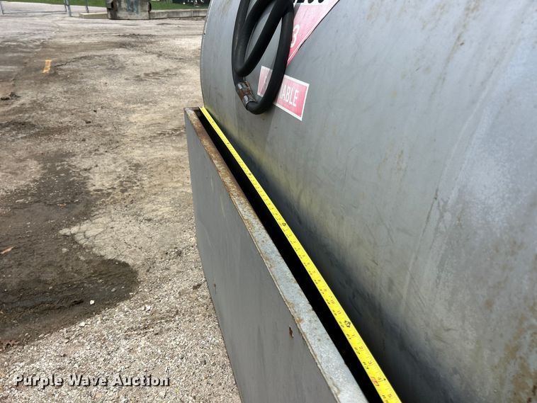 image for item DQ5475 fuel tank