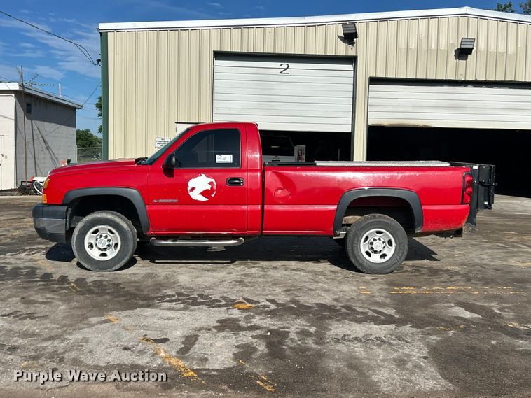 image for item DQ5477 2006 Chevrolet Silverado 2500HD pickup truck