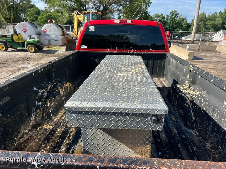 image for item DQ5477 2006 Chevrolet Silverado 2500HD pickup truck