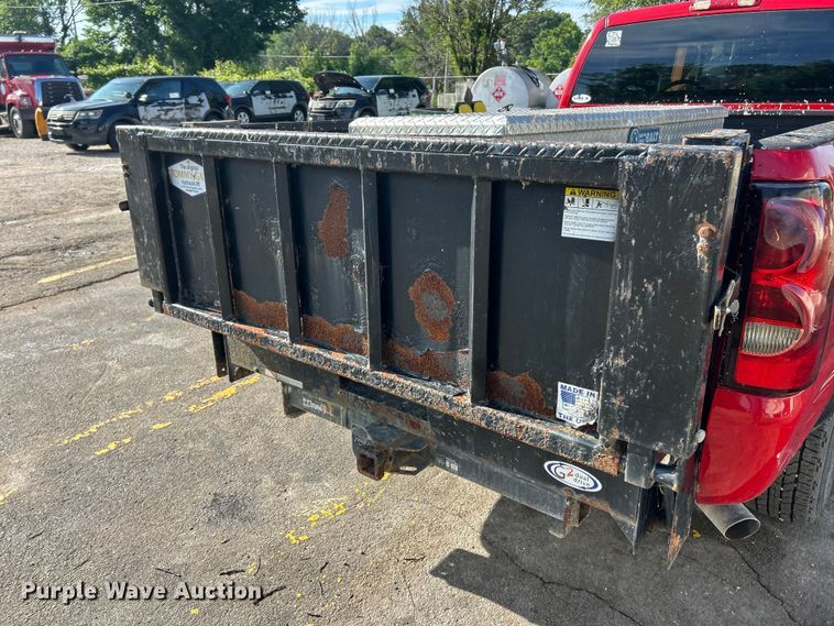 image for item DQ5477 2006 Chevrolet Silverado 2500HD pickup truck