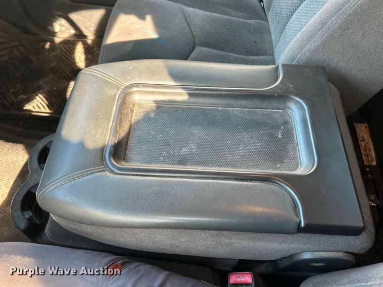 image for item DQ5477 2006 Chevrolet Silverado 2500HD pickup truck
