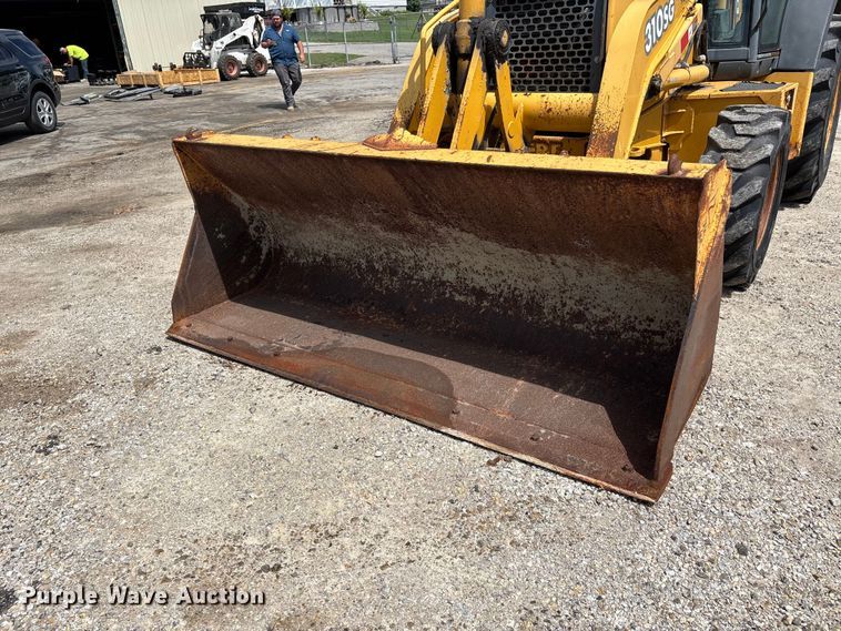 image for item DQ5478 John Deere 310SG backhoe
