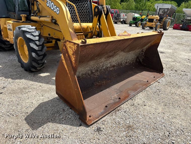 image for item DQ5478 John Deere 310SG backhoe