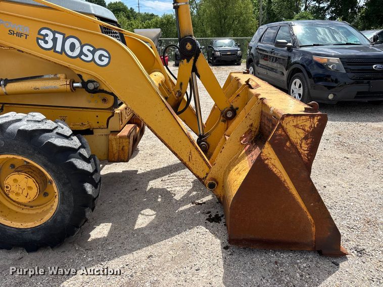 image for item DQ5478 John Deere 310SG backhoe