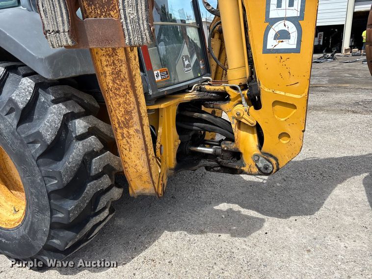 image for item DQ5478 John Deere 310SG backhoe