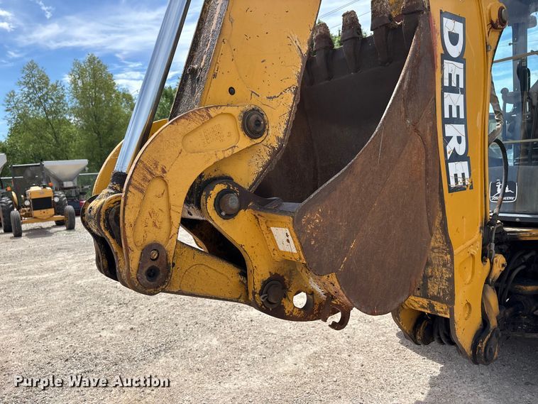 image for item DQ5478 John Deere 310SG backhoe