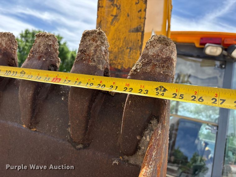 image for item DQ5478 John Deere 310SG backhoe