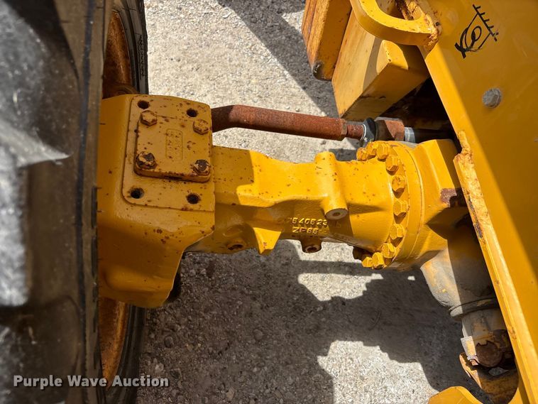 image for item DQ5478 John Deere 310SG backhoe