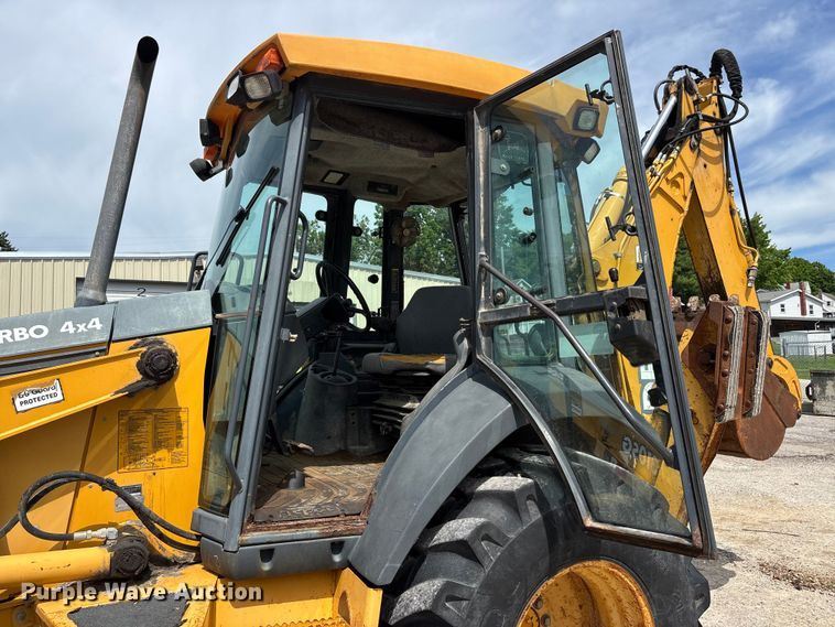 image for item DQ5478 John Deere 310SG backhoe