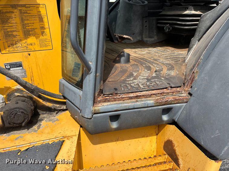 image for item DQ5478 John Deere 310SG backhoe