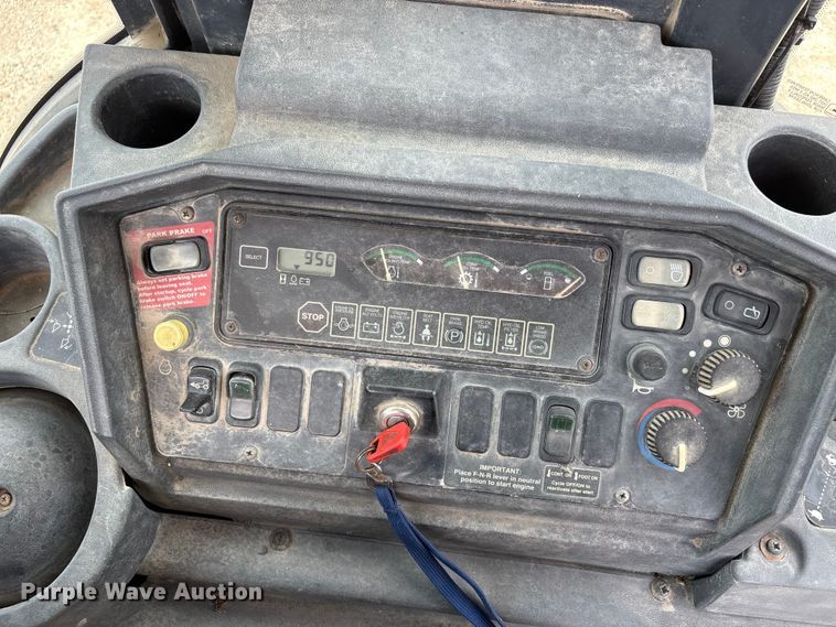 image for item DQ5478 John Deere 310SG backhoe