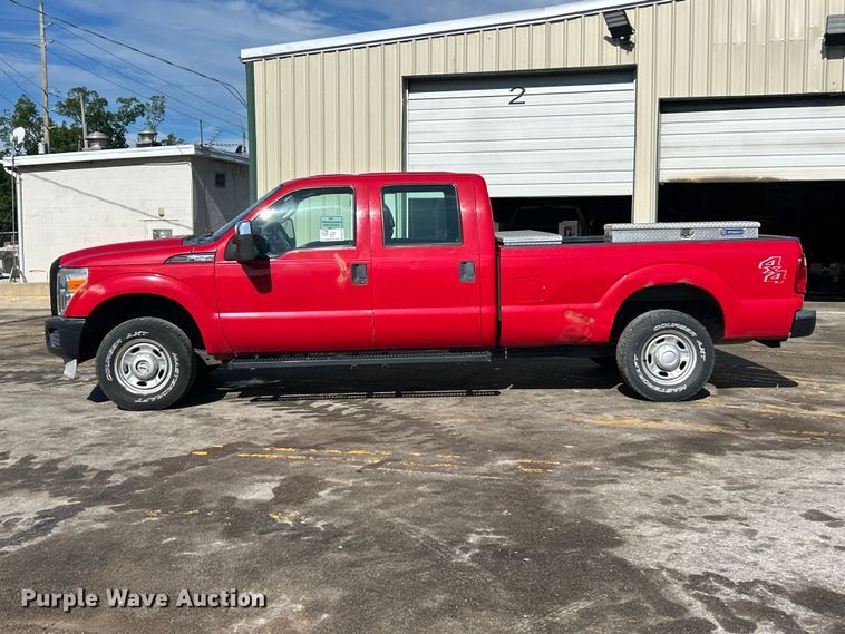 image for item DQ5479 2011 Ford F250 Super Duty Crew Cab pickup truck