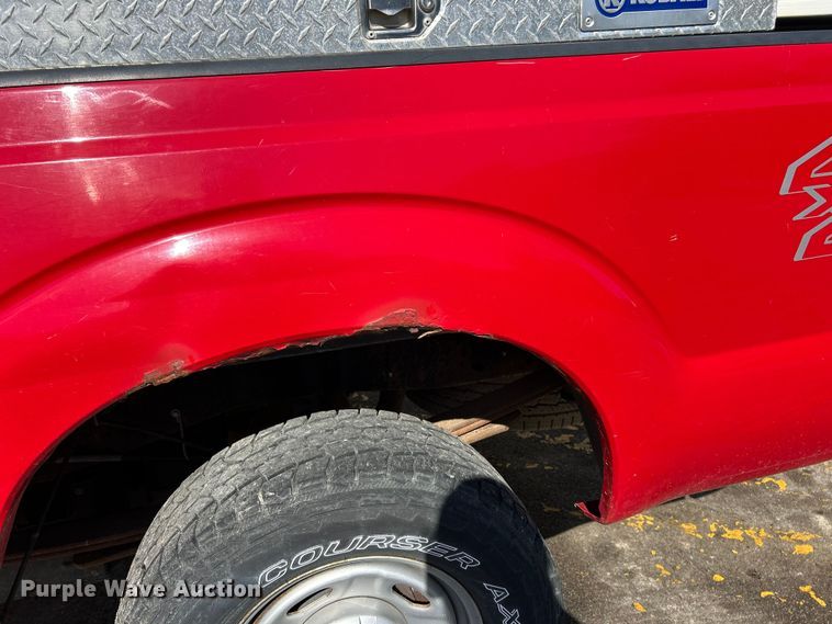image for item DQ5479 2011 Ford F250 Super Duty Crew Cab pickup truck