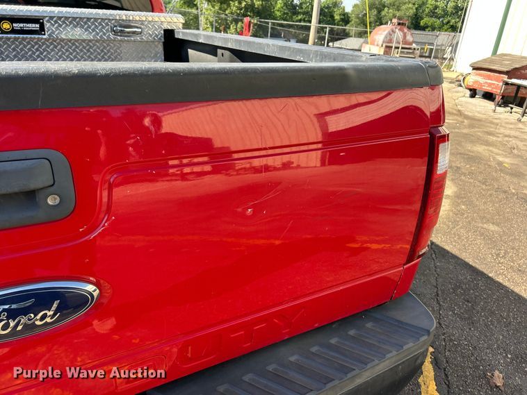 image for item DQ5479 2011 Ford F250 Super Duty Crew Cab pickup truck