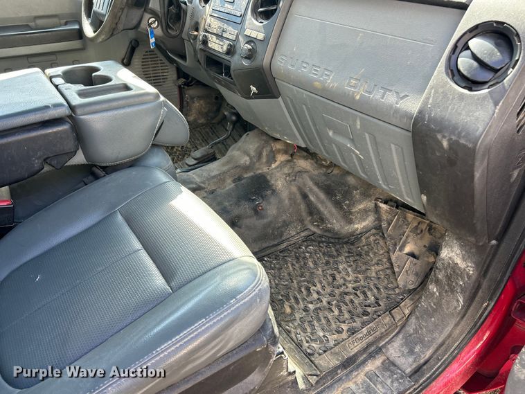 image for item DQ5479 2011 Ford F250 Super Duty Crew Cab pickup truck