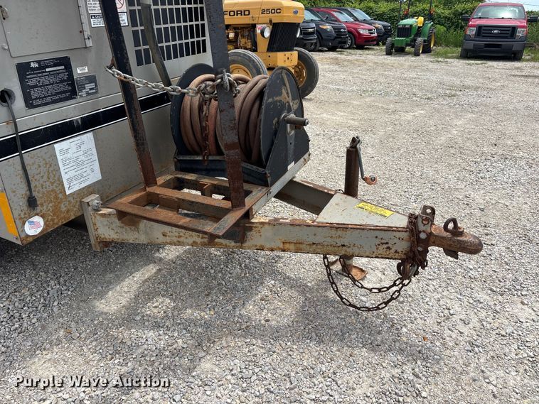 image for item DQ5480 LeROI 125 air compressor