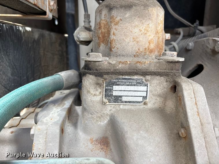image for item DQ5480 LeROI 125 air compressor