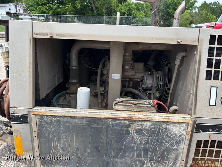 image for item DQ5480 LeROI 125 air compressor