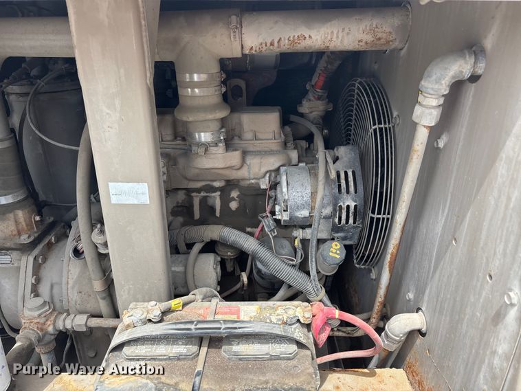 image for item DQ5480 LeROI 125 air compressor
