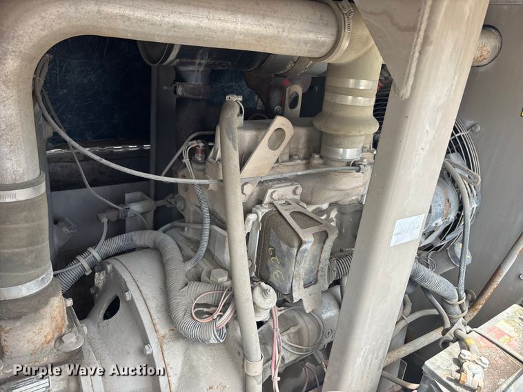 image for item DQ5480 LeROI 125 air compressor
