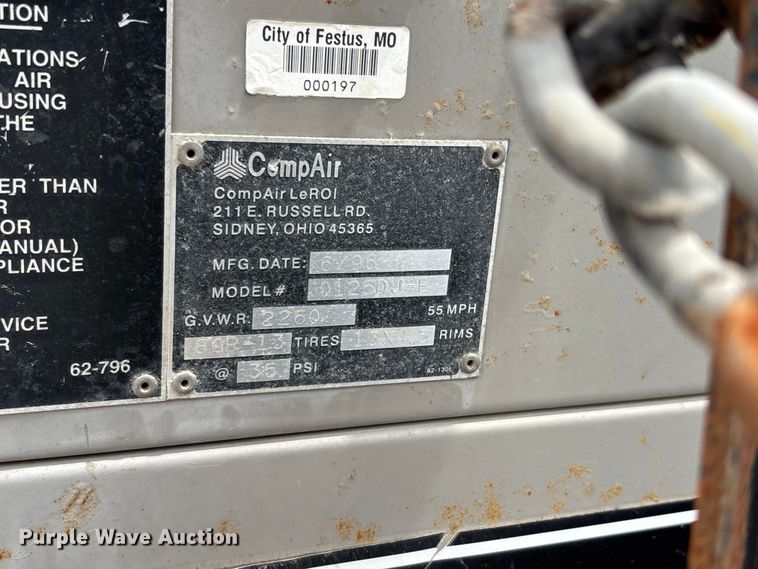 image for item DQ5480 LeROI 125 air compressor