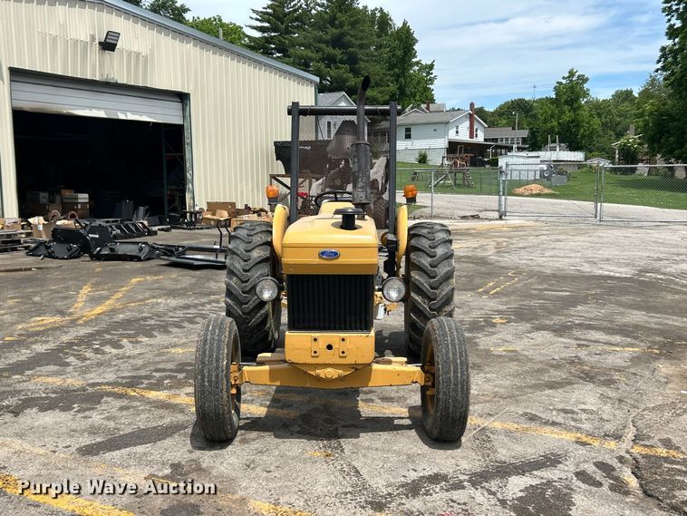image for item DQ5483 Ford 250C tractor