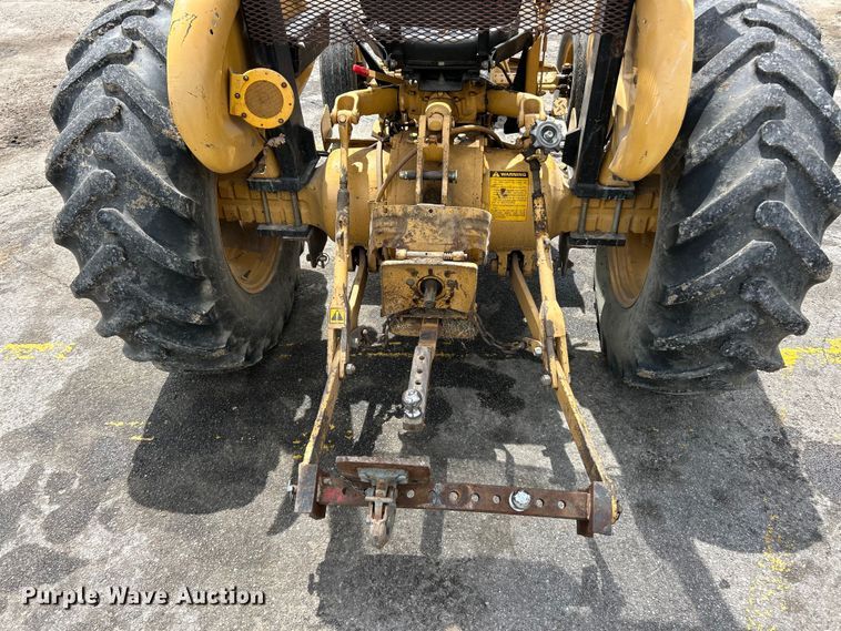 image for item DQ5483 Ford 250C tractor