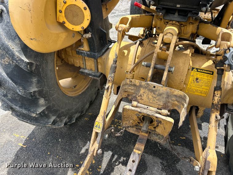 image for item DQ5483 Ford 250C tractor