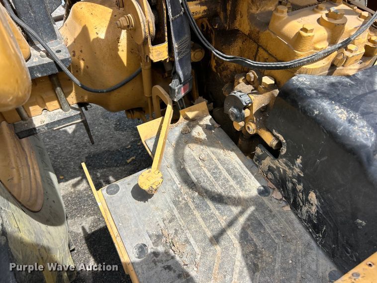 image for item DQ5483 Ford 250C tractor