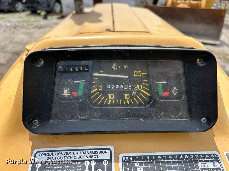 image for item DQ5483 Ford 250C tractor