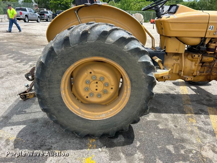 image for item DQ5483 Ford 250C tractor