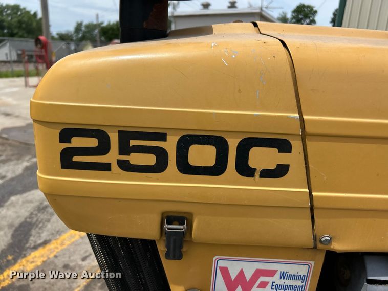 image for item DQ5483 Ford 250C tractor