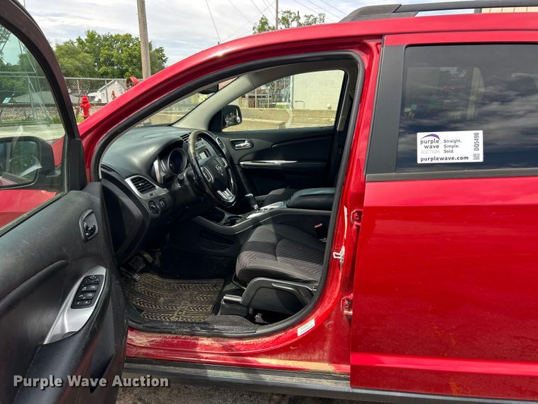 image for item DQ5490 2016 Dodge Journey SUV