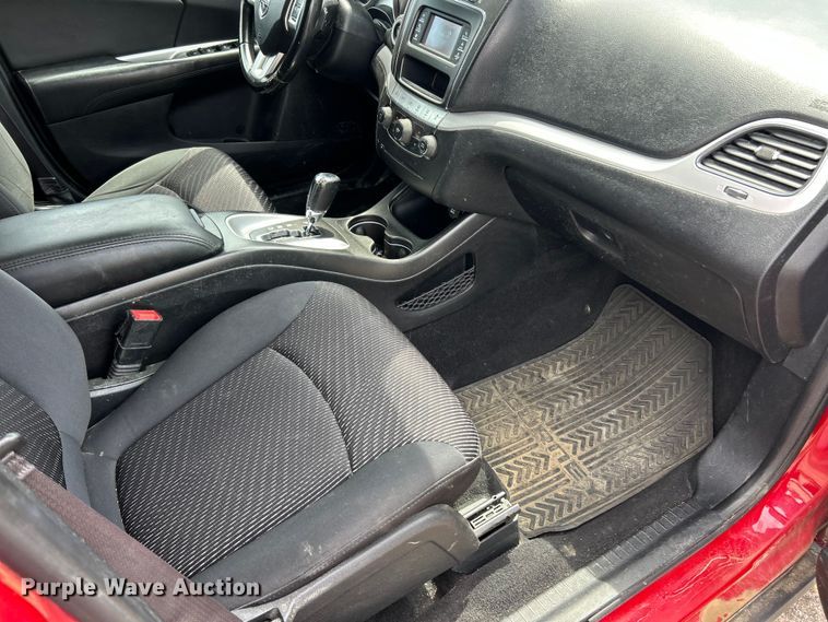 image for item DQ5490 2016 Dodge Journey SUV